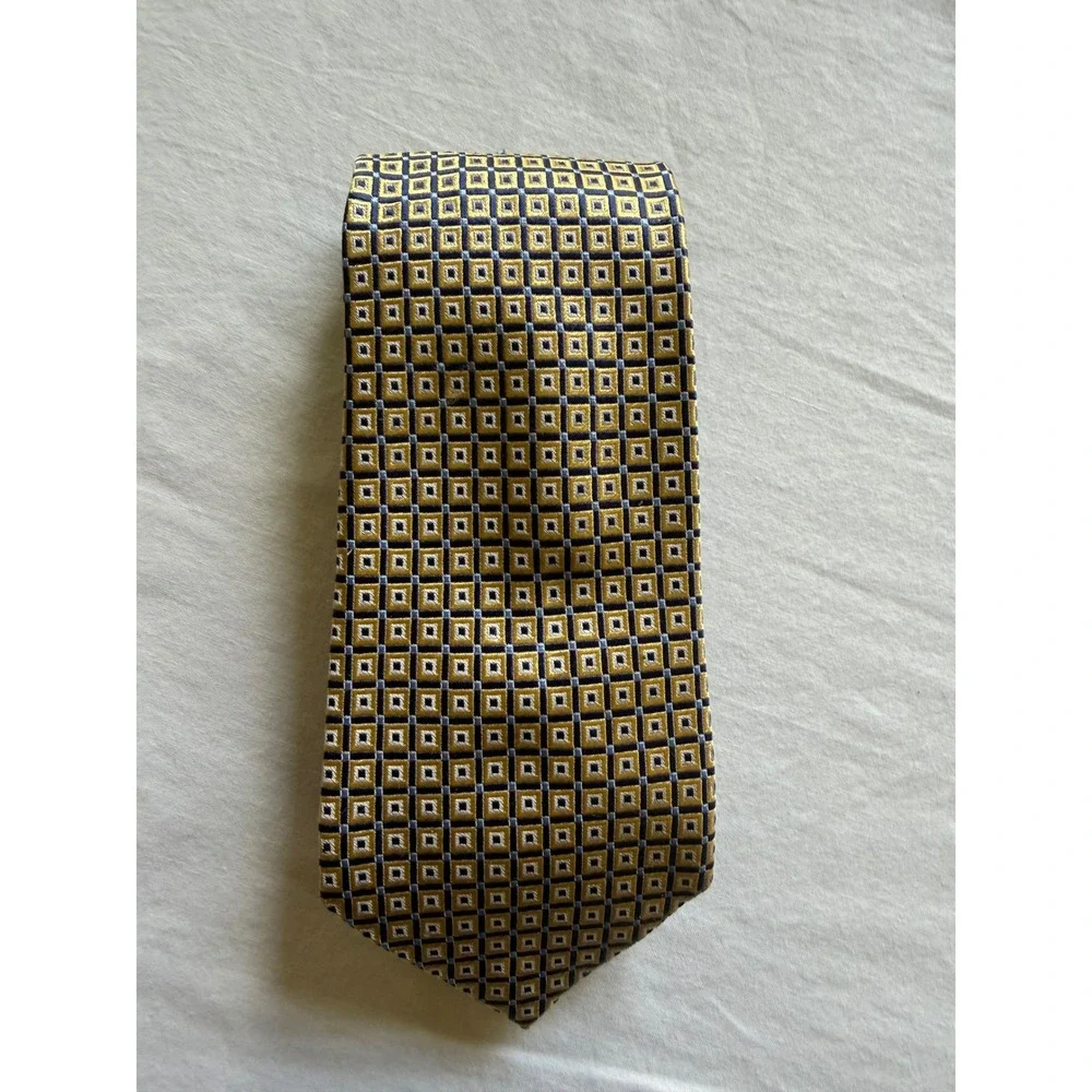 Chaps by Ralph Lauren Mens Silk Necktie Gold Geometric Square Pattern Handmade